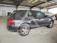 2005 Porsche Cayenne photo
