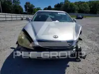 2005 Lexus ES330 photo
