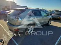 2005 Lexus RX330 photo