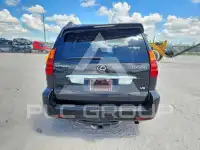 2005 Lexus GX photo