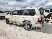 2005 Lexus LX470 photo