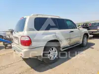 2005 Lexus LX470 photo