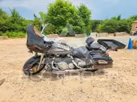 2005 Yamaha XVZ photo
