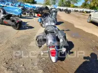 2005 Yamaha XVS650 фото