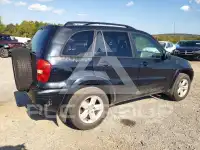 2005 Toyota RAV4 photo