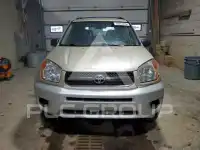 2005 Toyota RAV4 photo