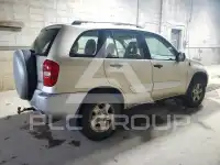 2005 Toyota RAV4 photo