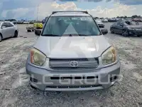 2005 Toyota RAV4 photo