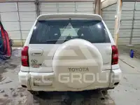 2005 Toyota RAV4 фото