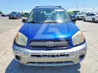 2005 Toyota RAV4 photo