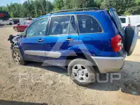 2005 Toyota RAV4 photo