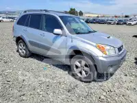 2005 Toyota RAV4 photo