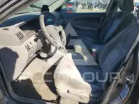 2005 Toyota COROLLA фото
