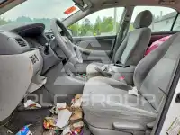2005 Toyota COROLLA фото