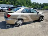 2005 Toyota COROLLA фото