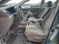 2005 Toyota COROLLA фото