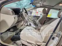 2005 Toyota COROLLA фото