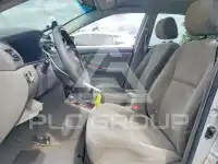 2005 Toyota COROLLA фото