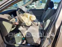 2005 Toyota COROLLA фото