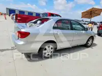 2005 Toyota COROLLA фото