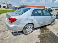 2005 Toyota COROLLA фото