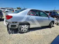 2005 Toyota COROLLA фото