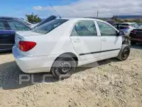 2005 Toyota COROLLA фото