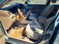2005 Toyota COROLLA фото