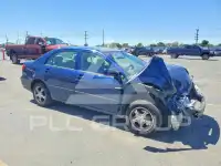 2005 Toyota COROLLA фото