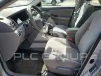 2005 Toyota COROLLA фото