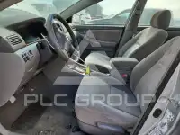 2005 Toyota COROLLA фото
