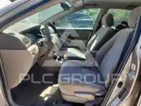 2005 Toyota COROLLA фото