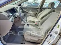 2005 Toyota COROLLA фото