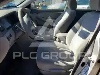 2005 Toyota COROLLA фото