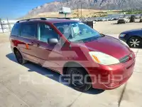 2005 Toyota SIENNA photo