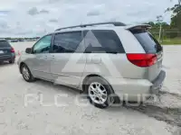 2005 Toyota SIENNA photo