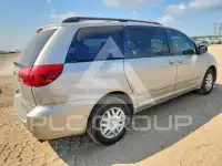 2005 Toyota SIENNA photo