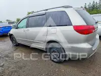 2005 Toyota SIENNA photo