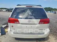 2005 Toyota SIENNA photo