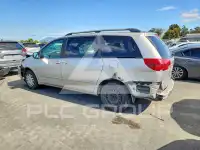 2005 Toyota SIENNA фото