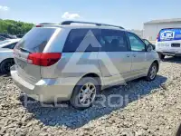 2005 Toyota SIENNA photo