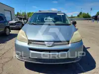 2005 Toyota SIENNA photo
