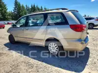 2005 Toyota SIENNA photo