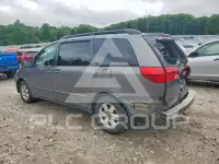2005 Toyota SIENNA photo