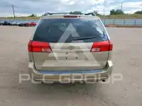 2005 Toyota SIENNA photo