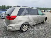 2005 Toyota SIENNA photo