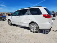 2005 Toyota SIENNA photo
