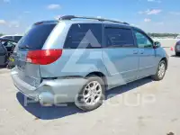 2005 Toyota SIENNA photo