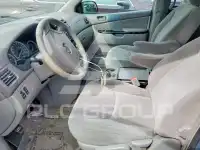 2005 Toyota SIENNA photo