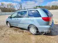 2005 Toyota SIENNA photo